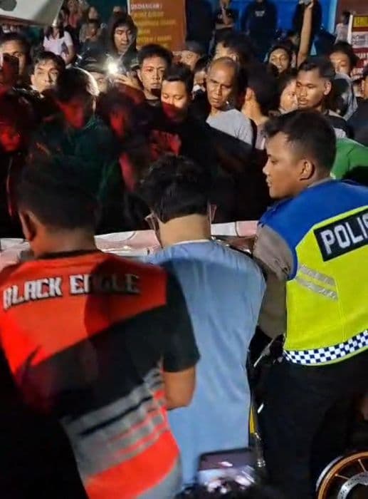 kecelakaan_tragis_di_tanjung_selamat_remaja_tewas_mengenaskan_usai_dilindas_truk