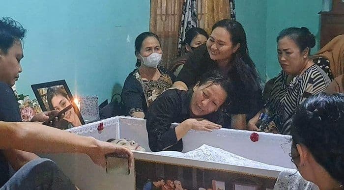 keluarga_winda_lorenza_gowasa_tiba_di_jakarta_siap_penuhi_panggilan_komisi_iii_dpr_ri
