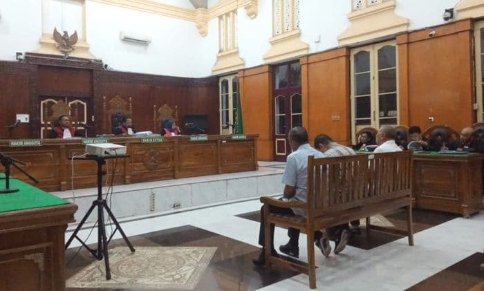 purnawirawan_polri_dituntut_85_tahun_dalam_kasus_korupsi_smartboard_mantan_kadisdik_tebing_tinggi_95_tahun