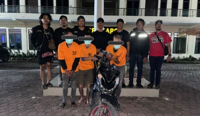 curi_tas_pengemudi_yang_istirahat_di_tahura_tiga_pelaku_ditangkap_polres_karo_