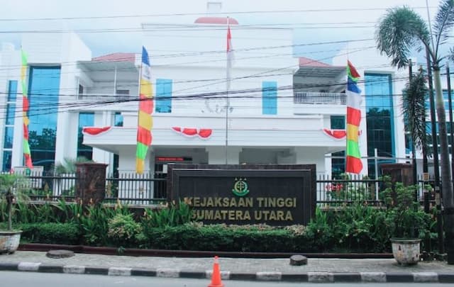 kejati_sumut_selidiki_jaksa_terima_uang_rp20_juta_di_kejari_samosir