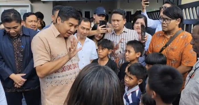 maruarar_sirait_targetkan_350_ribu_rumah_bersubsidi_tinjau_langsung_proyek_di_binjai