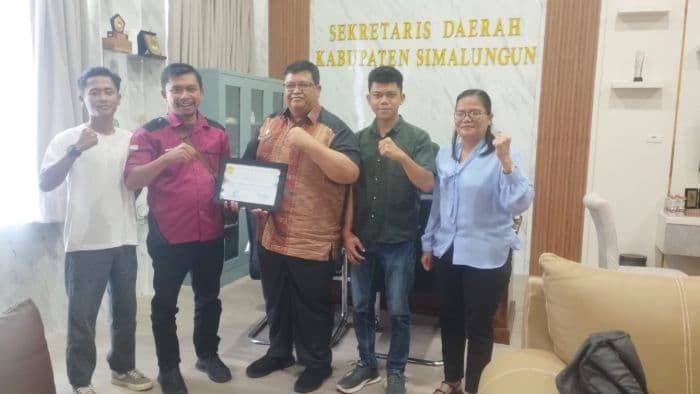 sinergi_rumah_baca_pelita_bangsa_dengan_sekda_simalungun_majukan_literasi_anak