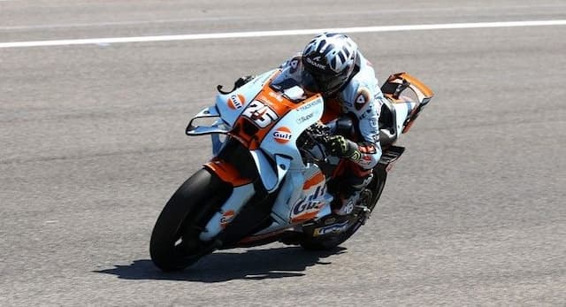 sprint_race_motogp_mandalika_2026_marquez_juara_bezzecchi_terjatuh
