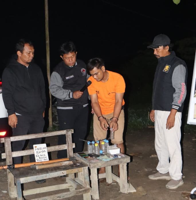 polrestabes_medan_gelar_pra_rekonstruksi_perjudian_dan_narkoba_di_jermal_15