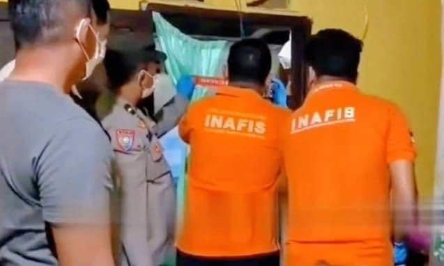 pria_lajang_asal_desa_pasar_lapan_batu_bara_ditemukan_tewas_gantung_diri