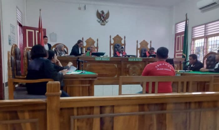 aniaya_anggota_tni_ketua_okp_di_medan_dituntut_empat_tahun_penjara