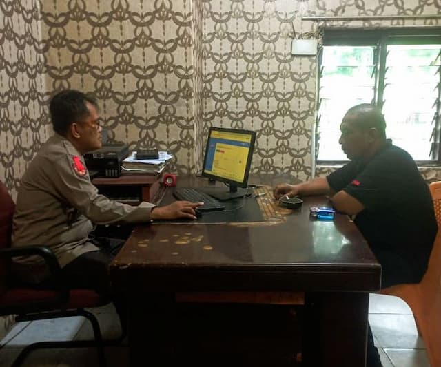 rumah_wartawan_di_langkat_dilempar_bom_molotov