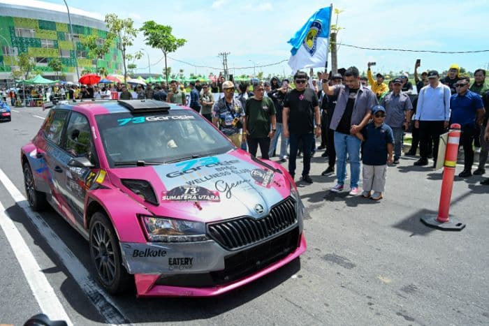 bobby_nasution_saksikan_langsung_sprint_rally_sumut_2026