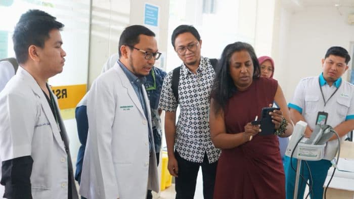 world_stroke_organization_kunjungi_rsup_h_adam_malik_medan_