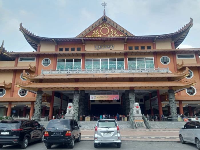 waisak_2025_tak_ada_upacara_khusus_di_maha_vihara_maitreya_cemara_asri