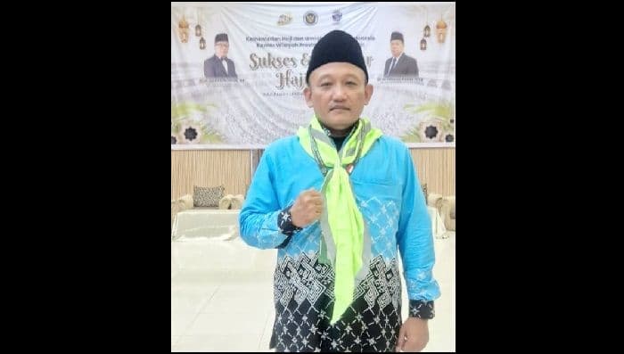 13_tahun_menanti_ketua_pw_iwo_sumut_amri_abdi_berangkat_haji_bersama_istri