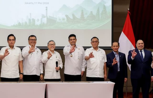 gubernur_bobby_teken_mou_psel_dengan_danantara_targetkan_medan_raya_bebas_sampah