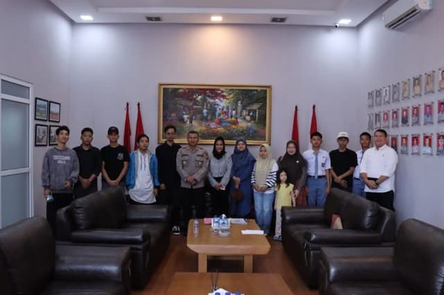 polres_asahan_dukung_pengembangan_olahraga_sepatu_roda_dan_skateboard