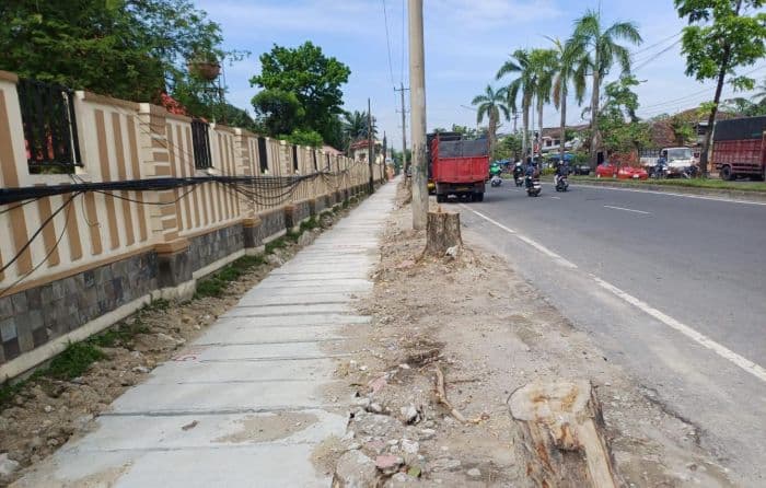 pembangunan_drainase_di_tomang_elok_masuk_tahap_finishing