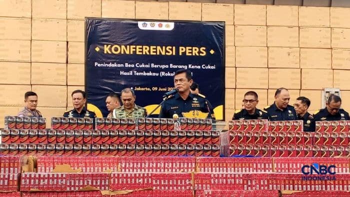 bea_cukai_sita_89_juta_batang_rokok_ilegal_selamatkan_rp866_miliar