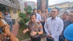 kapolrestabes_medan_siap_penuhi_permintaan_hadir_dalam_persidangan_kasus_pembelian_bbm_di_jeriken