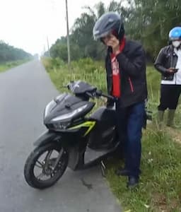 karyawan_minimarket_jadi_korban_percobaan_perampasan_sepeda_motor_di_tanjung_morawa