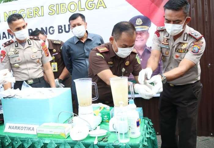 kejari_sibolga_musnahkan_barang_bukti_112_perkara_didominasi_kasus_narkotika