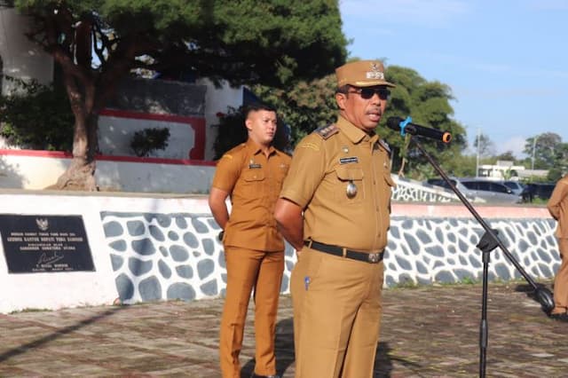 pemkab_toba_tanggung_biaya_pendidikan_23_siswa_yang_lolos_sma_unggul