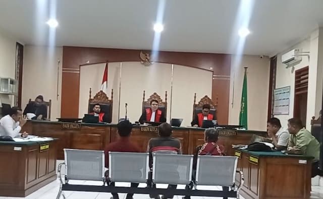 sidang_sengketa_lahan_di_tapteng_alot_hingga_tengah_malam_saksi_bantah_teken_surat_jual_beli