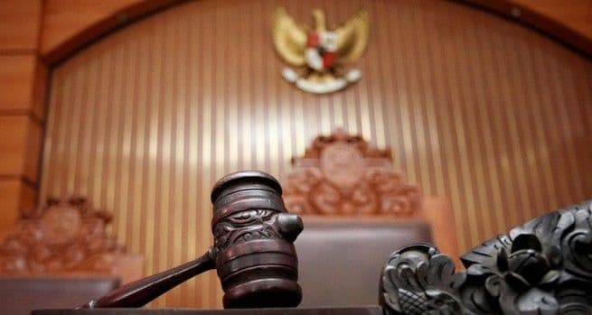 tak_berwenang_mengadili_pn_surakarta_nyatakan_gugatan_ijazah_jokowi_gugur
