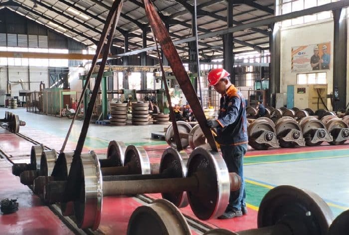 balai_yasa_pulubrayan_rawat_129_rangkaian_ka_di_semester_i_2026_begini_peran_pentingnya