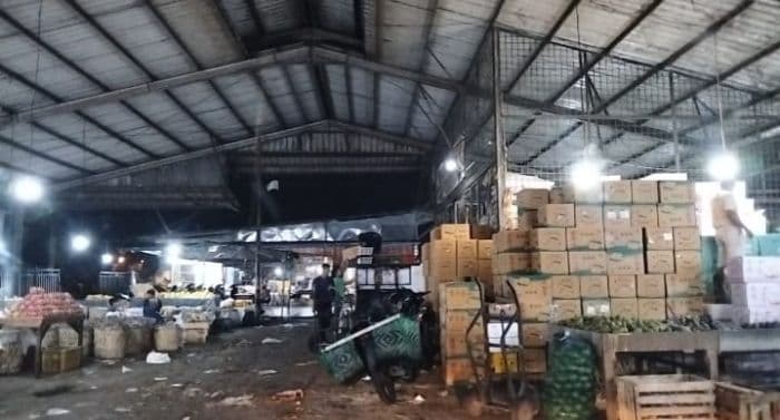 jukir_liar_diduga_beraksi_di_depan_polsek_medan_tuntungan_pengendara_mengeluh_dipungut_tanpa_karcis