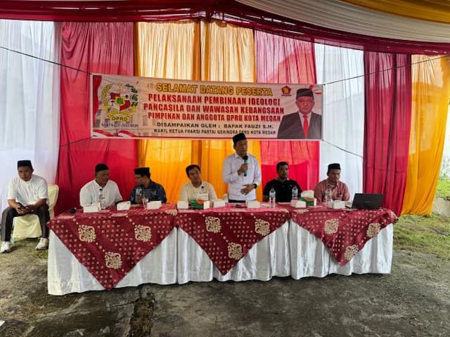 sampaikan_wawasan_kebangsaan_fauzi_paparkan_pentingnya_pancasila_dalam_kehidupan