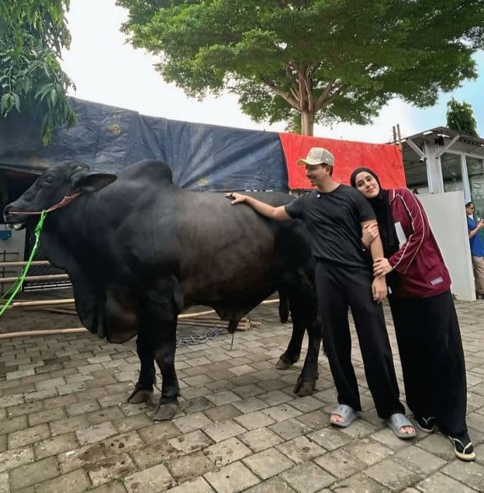 kaki_aktris_fairuz_a_rafiq_diinjak_sapi_12_ton_dokter_bilang_gini