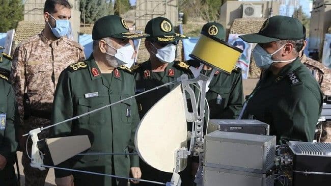 ketua_dewan_keamanan_iran_kunjungi_iraklebanon_bahas_nasib_hizbullah_
