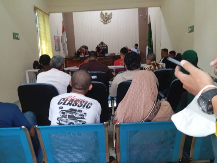 lima_terdakwa_kasus_kematian_mutia_pratiwi_dituntut_hingga_enam_tahun_penjara