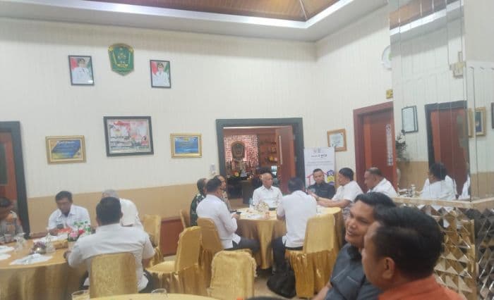 di_tengah_polemik_sukarame_forkopimda_labura_bertemu_petinggi_agrinas