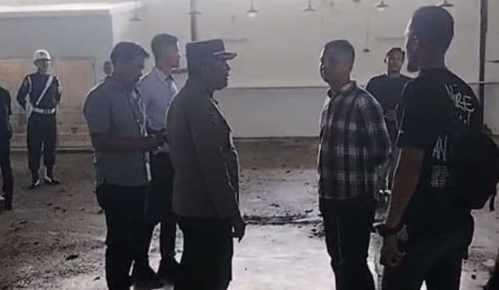 diduga_bocor_lokasi_judi_brahrang_dalam_keadaan_kosong_saat_digerebek_petugas_