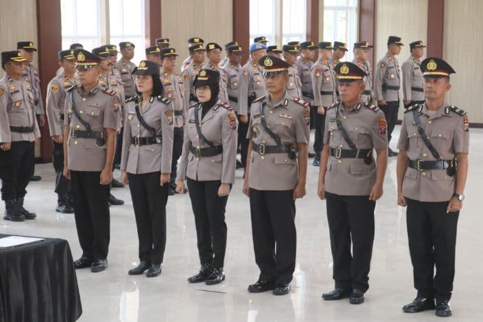 empat_pejabat_polres_simalungun_resmi_berganti