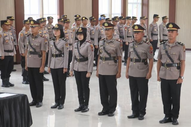 empat_pejabat_polres_simalungun_resmi_berganti