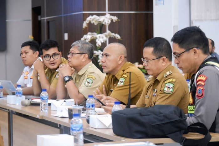 pedagang_di_trotoar_picu_kemacetan_pemko_siantar_akan_benahi_lapangan_adam_malik
