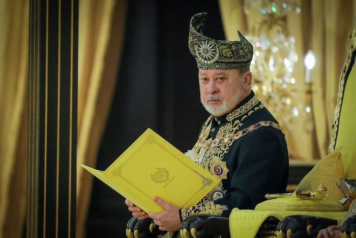 sultan_malaysia_perintahkan_pengawasan_bandara_hingga_perbatasan_diperketat