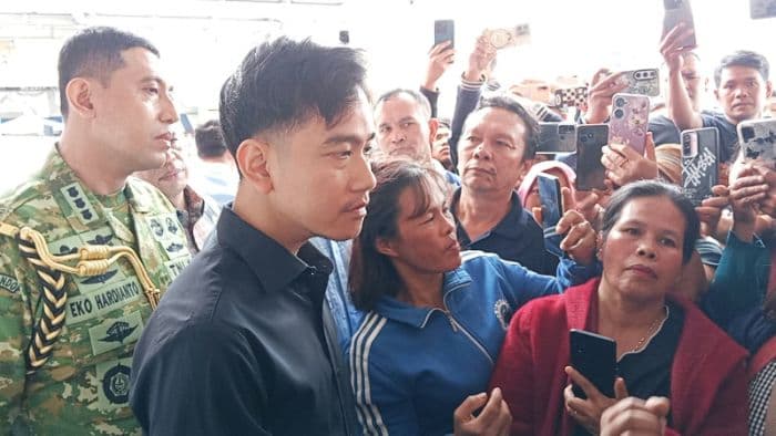gibran_minta_maaf_kepada_orang_tua_murid_korban_keracunan_mbg_di_karo