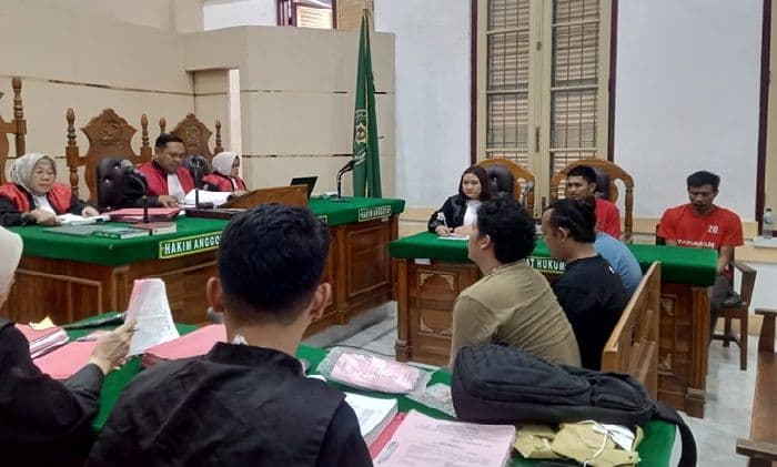 nelayan_aceh_didakwa_jemput_50_kg_sabu_di_tengah_laut_terancam_hukuman_berat
