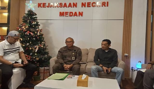 hmi_medan_apresiasi_kejari_tangani_15_kasus_korupsi_sepanjang_2025