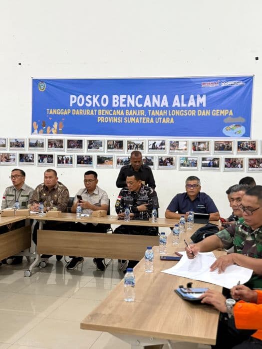pemprov_sumut_gelar_rakor_penanganan_bantuan_bencana_di_pelabuhan_belawan