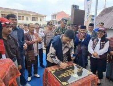 peresmian_pantai_pallombuan_samosir_destinasi_wisata_baru_di_kawasan_strategis_danau_toba