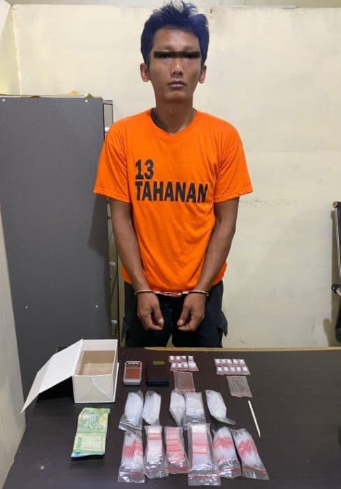 polisi_tangkap_pengedar_sabu_di_kecamatan_selesai_langkat
