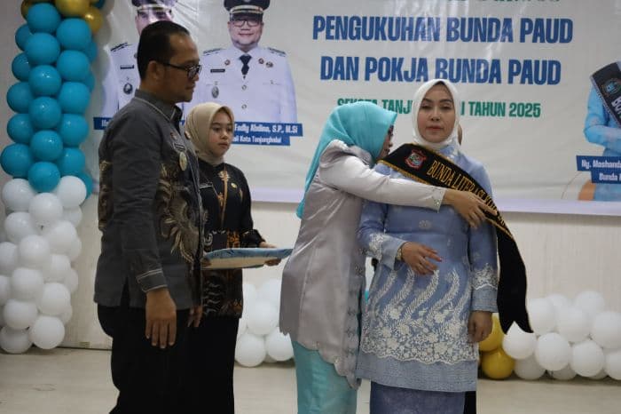 tanjungbalai_kukuhkan_bunda_paud_dan_bunda_literasi_20252030_untuk_perkuat_layanan_pendidikan