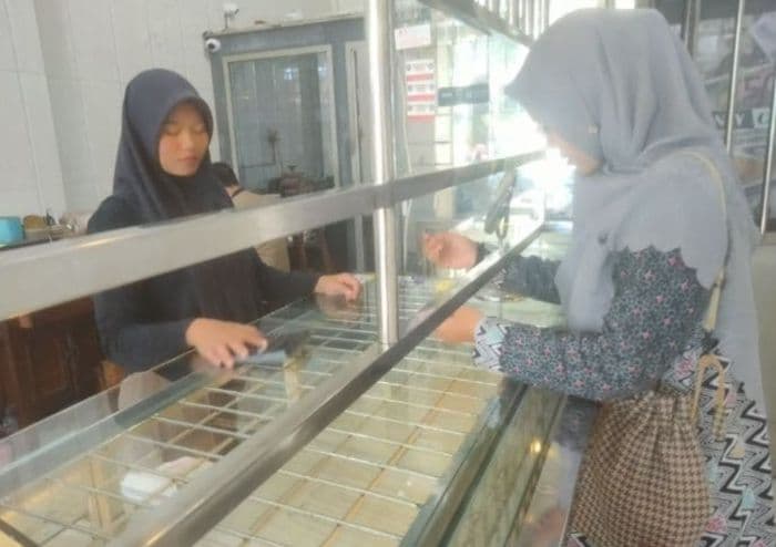 harga_emas_naik_di_awal_pekan_permintaan_di_kisaran_meningkat