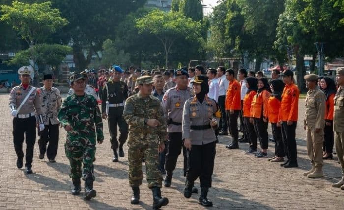 322_personel_gabungan_amankan_idulfitri_1447_h_di_tebing_tinggi