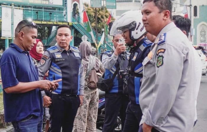 dishub_medan_masifkan_pengawasan_di_lapangan_pastikan_tarif_parkir_baru_diterapkan