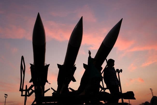 israel_targetkan_ibu_kota_iran_serangan_besarbesaran_dimulai