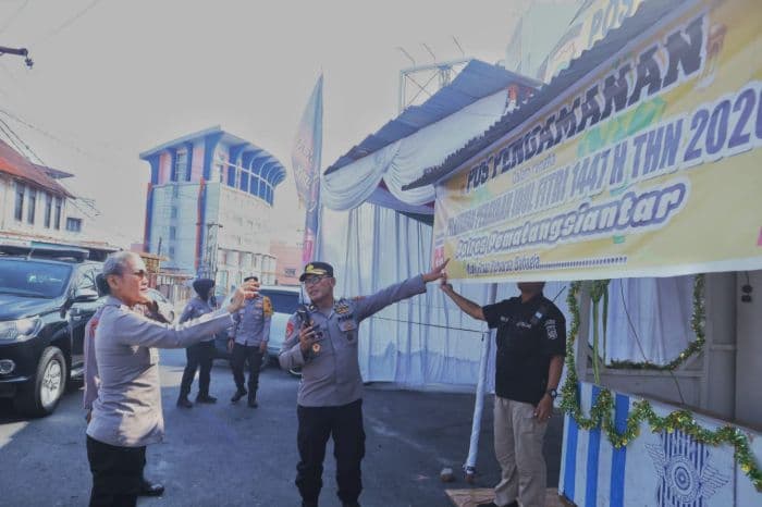 kapolres_siantar_cek_kesiapan_petugas_pos_pengamanan_operasi_ketupat_toba_jelang_idulfitri
